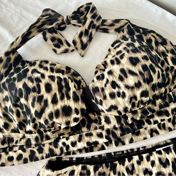 Body Glove bikini top & bottom❤️ - Picture 2 of 6